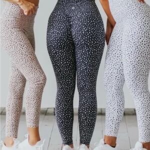 🍒ASTORIA LUXE BLACK AND WHITE SPECKLE FULL LENGTH LEGGINGS SIZE LARGE🍒